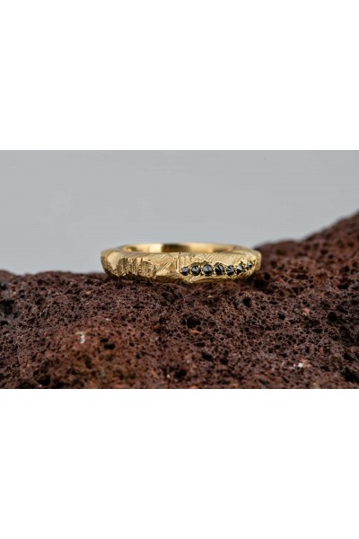 Kirke black Diamond Ring|  Vrachea Collection