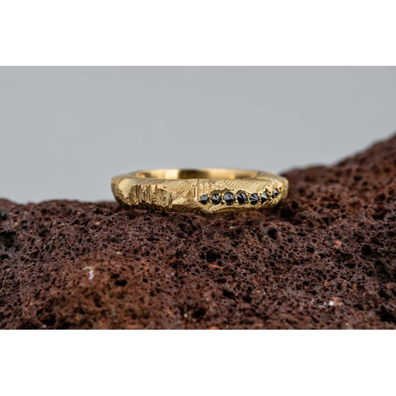 Kirke black Diamond Ring|  Vrachea Collection