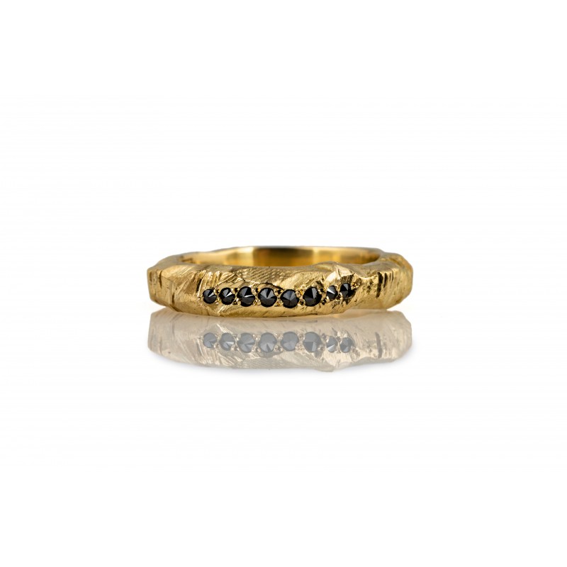 Kirke black Diamond Ring|  Vrachea Collection