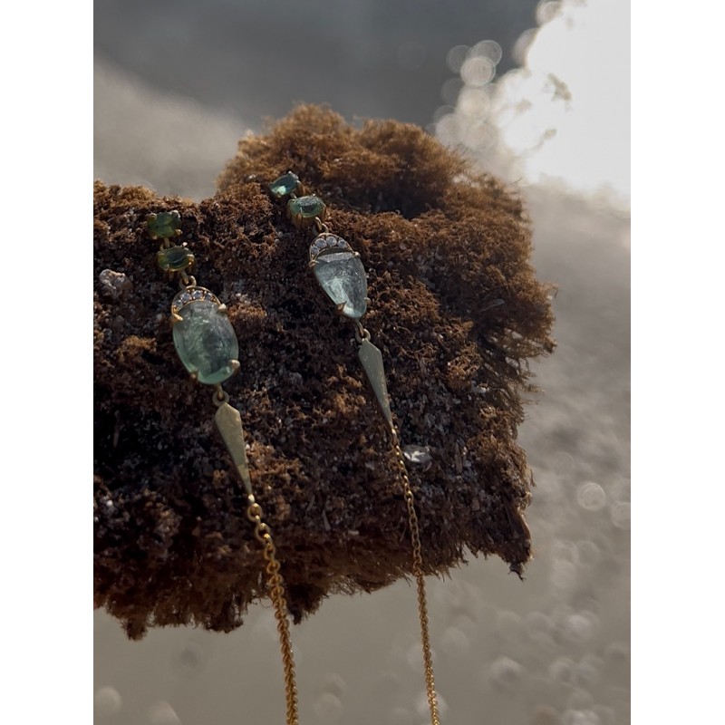 Verdant Oracle Single Earring | Dewdrop Collection