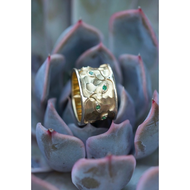 Tyrphe Emerald Ring| Forêt Collection