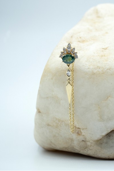 Queen's Arrow Single Earrings | Piercing Realms Collection