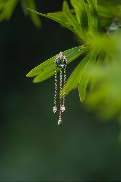 Tears of the Hidden Queen Single Earrings | Piercing Realms Collection