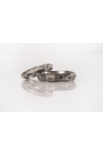 Odysseus black Diamond Ring|  Vrachea Collection 