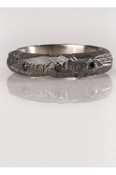 Odysseus black Diamond Ring|  Vrachea Collection 